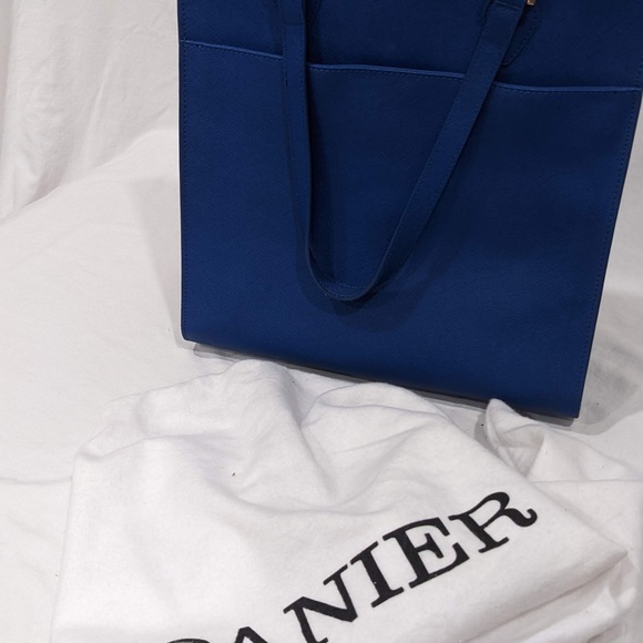 Danier cobalt blue steffiano leather bag - Picture 8 of 10